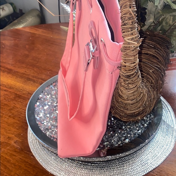 Yves Saint Laurent Pink Tote with Gold Logo - Picture 6 of 11